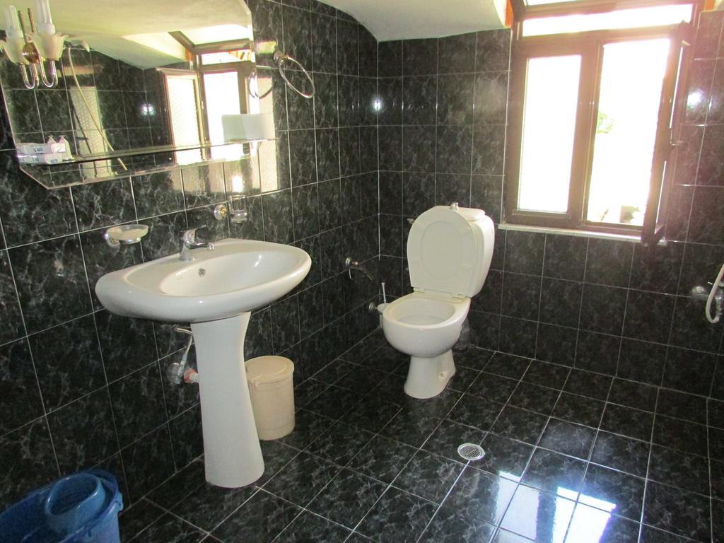 Apartamente Plazhi Saranda Extérieur photo